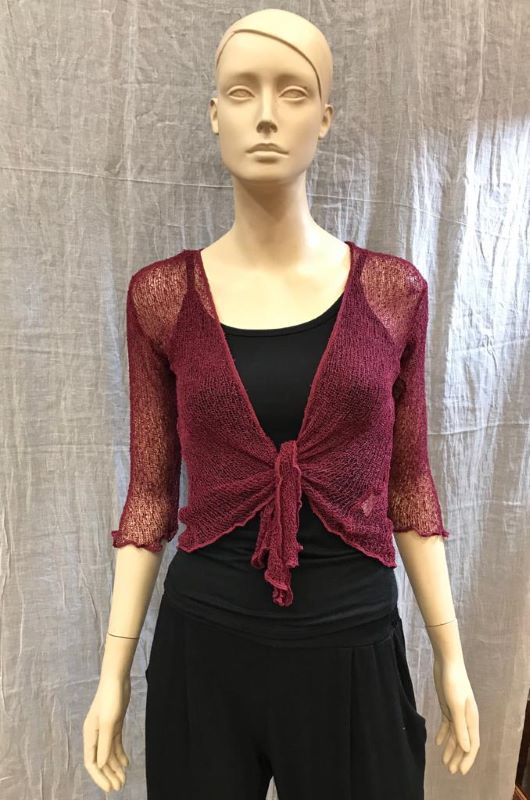 Chaqueta corta de croché granate