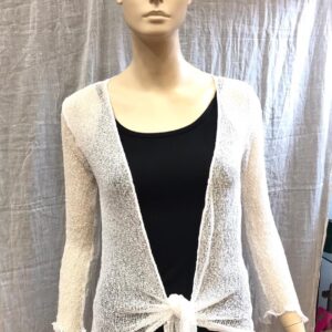 Chaqueta corta de punto de ganchillo ligero blanca