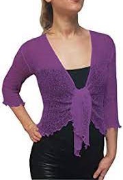 Chaqueta corta lila de crochet